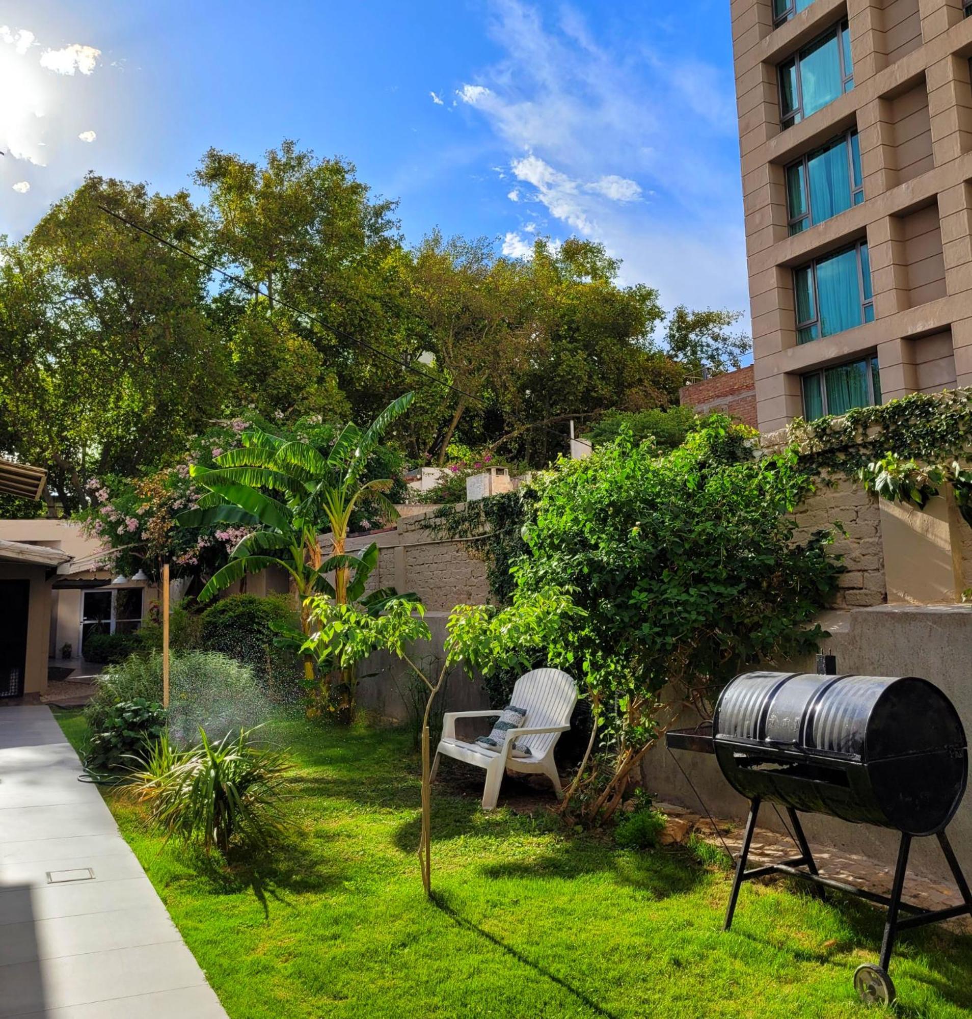 "Casa Amalia Apartamentos" Plaza Italia Y Av Aristides A 50Mts, Lugar Con Jardin Mendoza Exterior photo