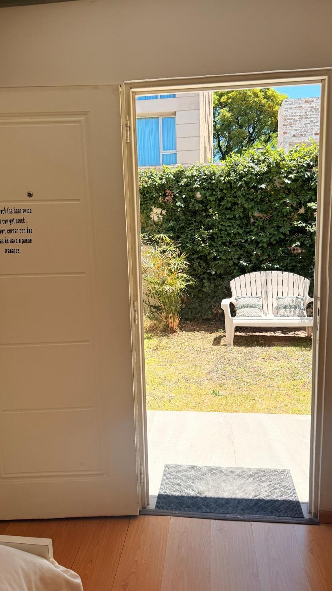 "Casa Amalia Apartamentos" Plaza Italia Y Av Aristides A 50Mts, Lugar Con Jardin Mendoza Exterior photo